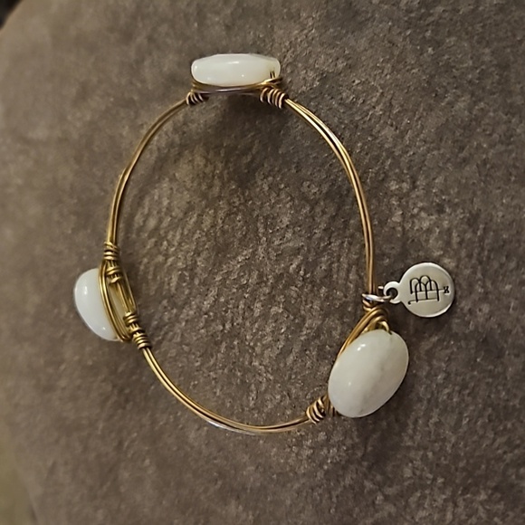 BOURBON & BOWTIES Faceted Gemstone Bead Wire Wrap Bangle Bracelet - Picture 2 of 6